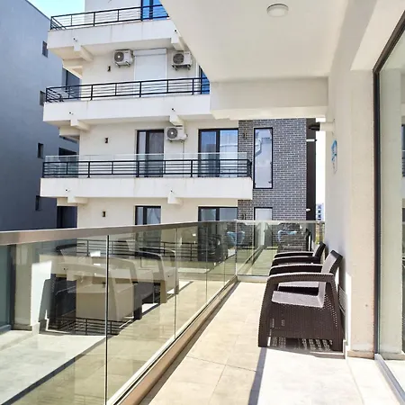 Tomis Promenada Нэводари