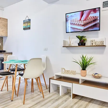 Tomis Promenada Апартаменты *