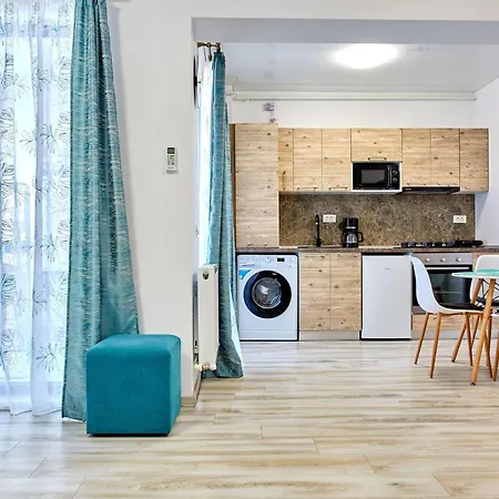 Апартаменты Tomis Promenada *