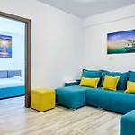 Tomis Promenada Mamaia Nord * Navodari