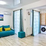 Tomis Promenada Mamaia Nord Navodari