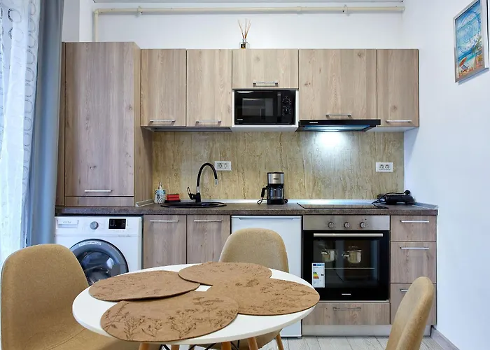 Tomis Promenada Apartament *