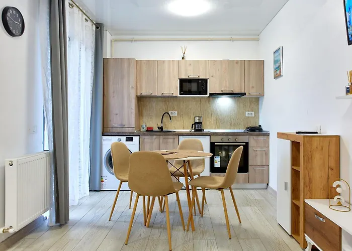 Tomis Promenada Apartament *