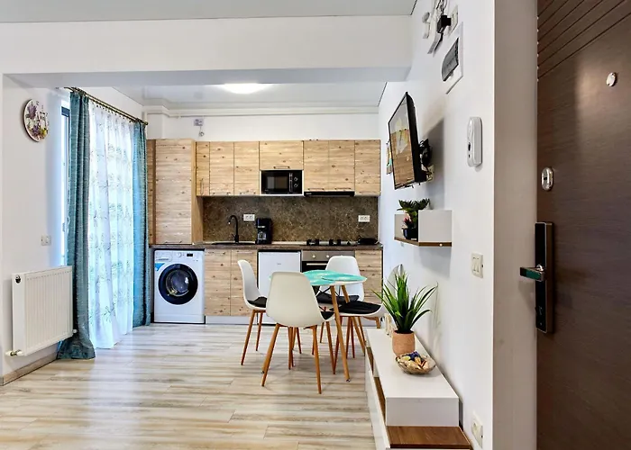 Tomis Promenada Apartament *