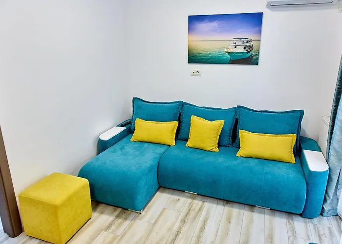 Tomis Promenada Apartament *